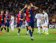 世俱杯分组-英超｜巴萨逆转，热议不断