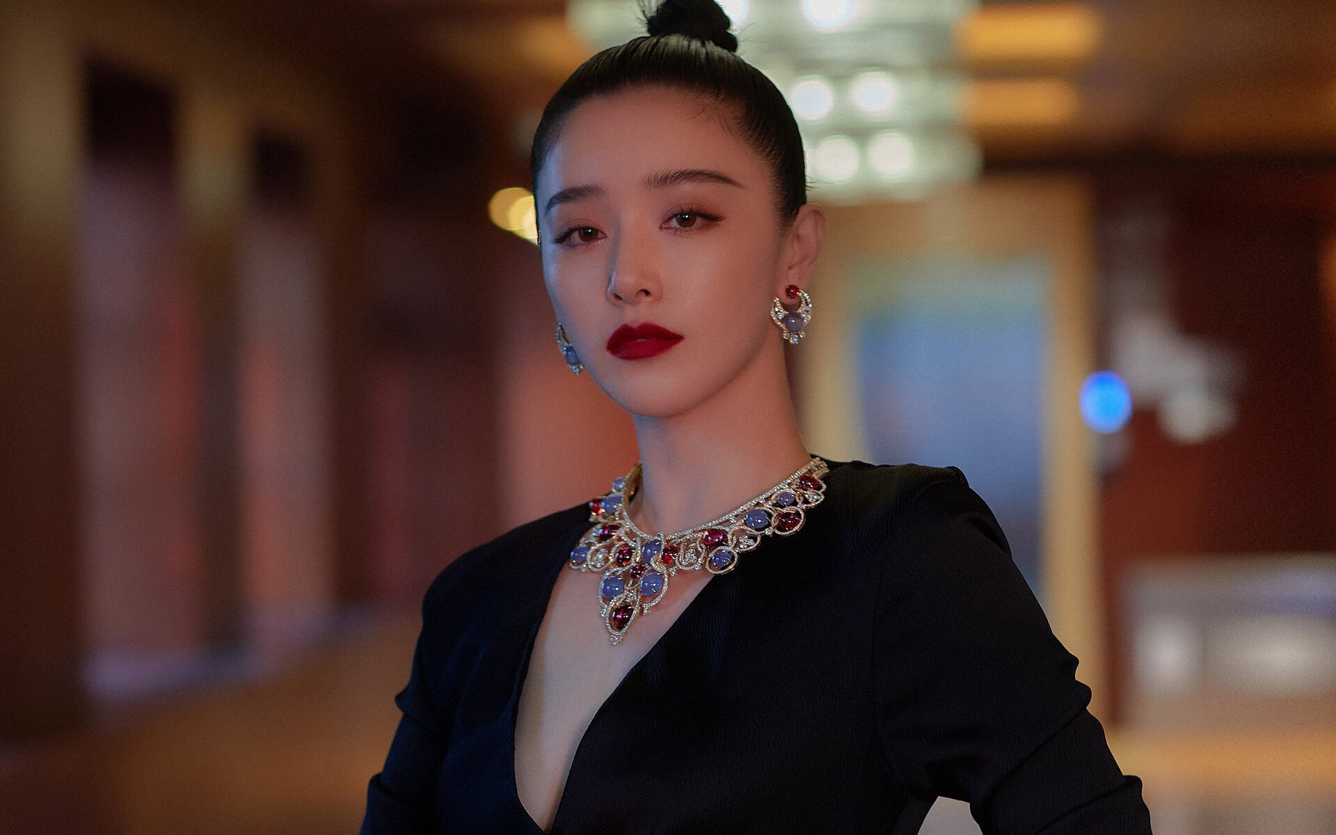 世俱杯分组-从疑到弈，当勒沃库森用体系翻盘，哈弗茨以蜕变接管