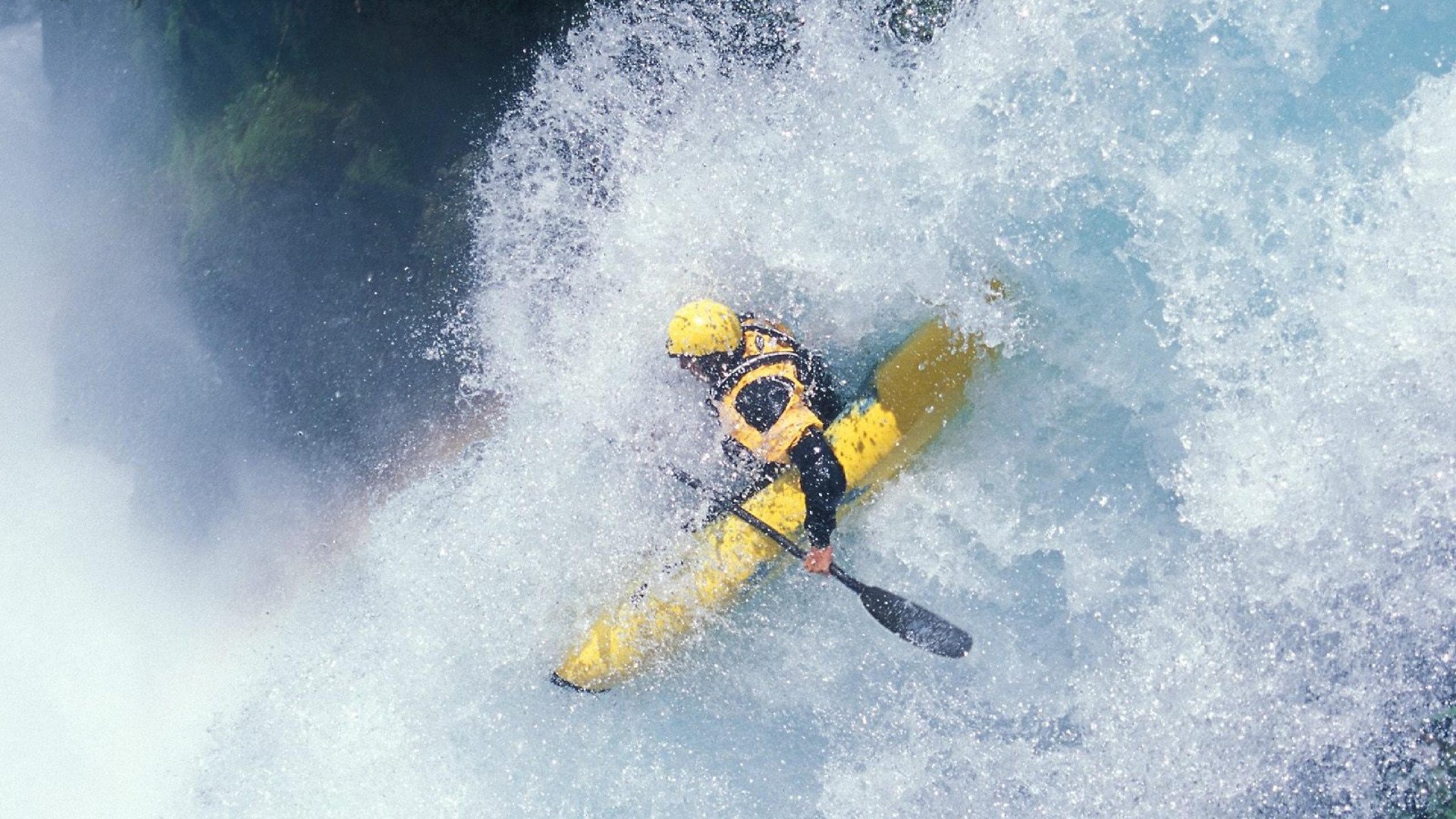 世俱杯2025-密织罗网锁长空,开拓者战术铁腕压制老鹰的年度焦点战