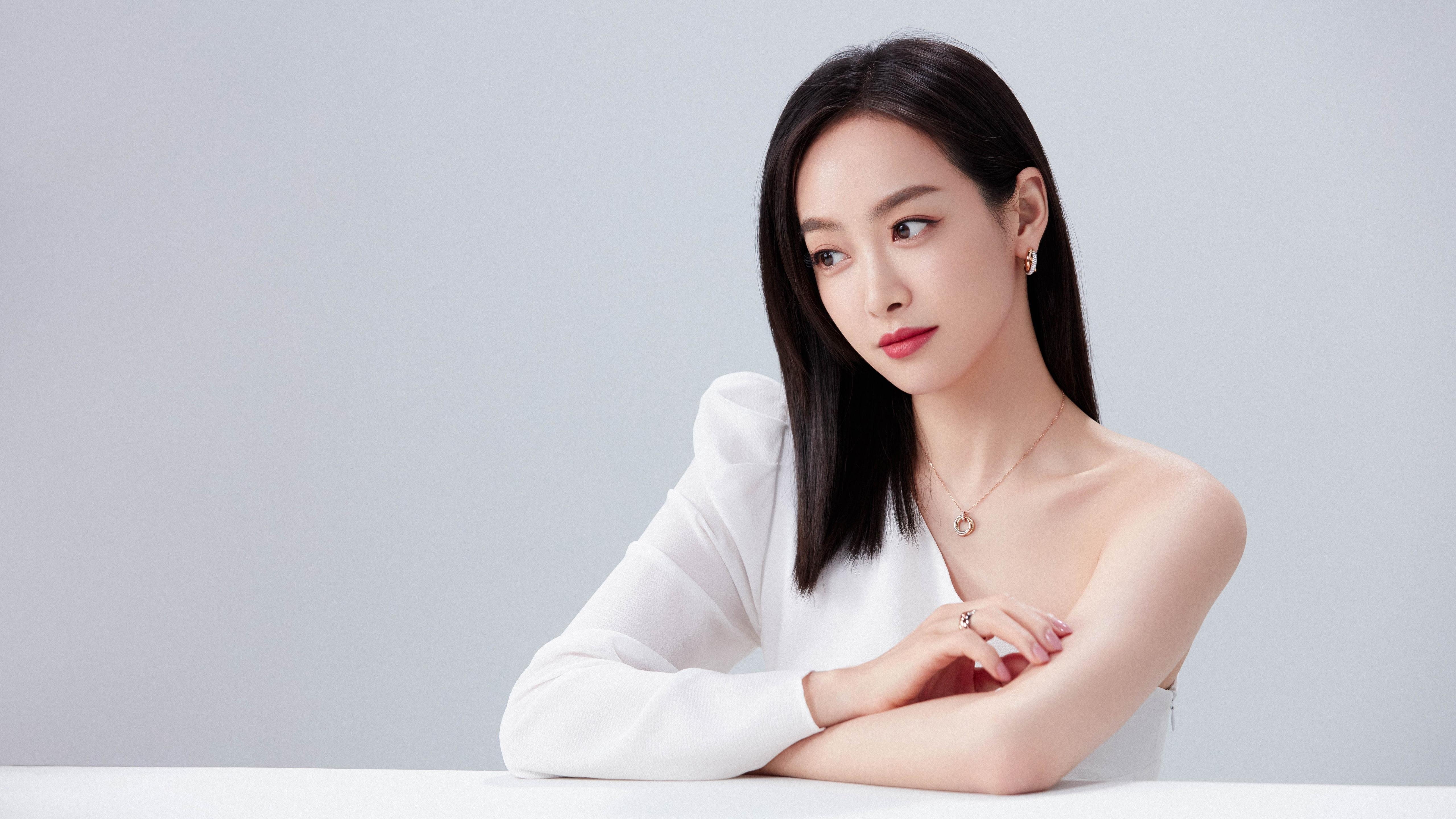 世俱杯分组-霍勒迪持续制造杀伤率爵士苦战破局，坚韧爵士硬仗力克顽强上海队